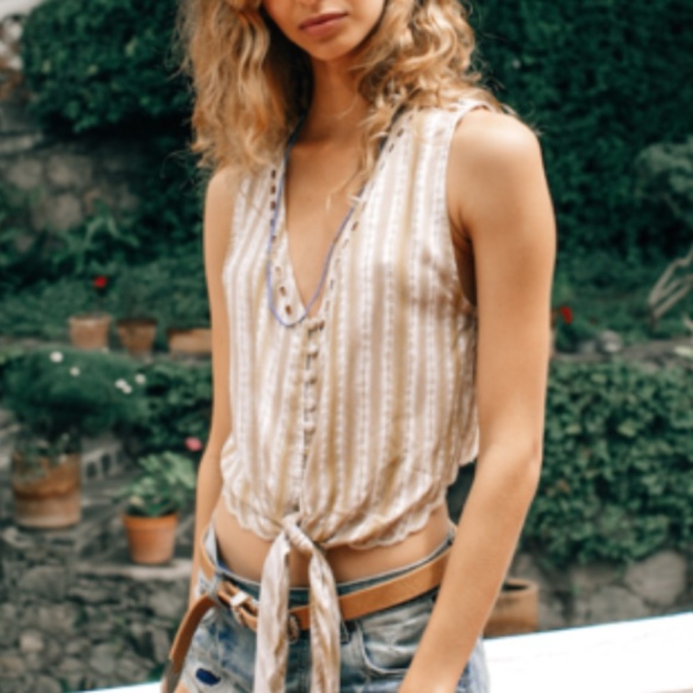 YIREH Prim Rose Top NWT